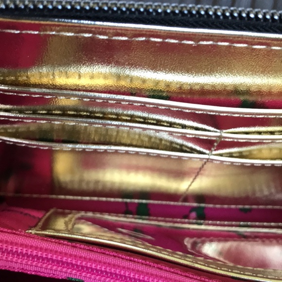 NWT Betsey Johnson wallet - Picture 6 of 8